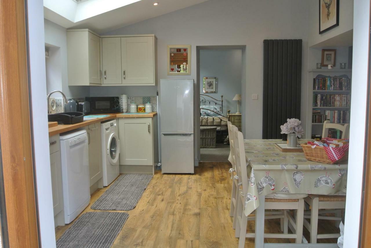 Higher Brockwell Annexe Wootton Courtenay 외부 사진